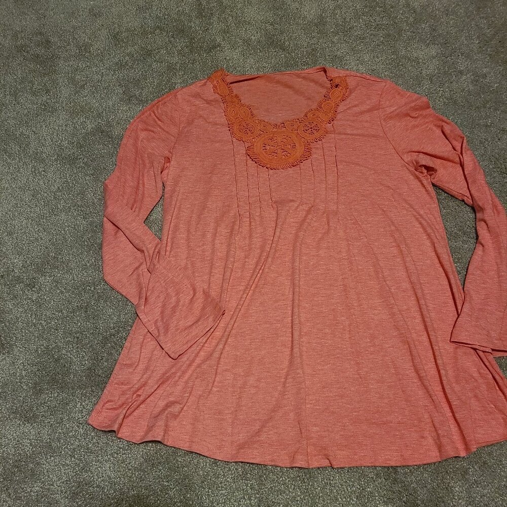🥵 NWOT Ladies thin pink coral long sleeve